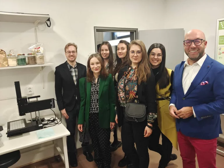 Participants in the FOOD Quality in Digital Age project at Mendel University in Brno (19)